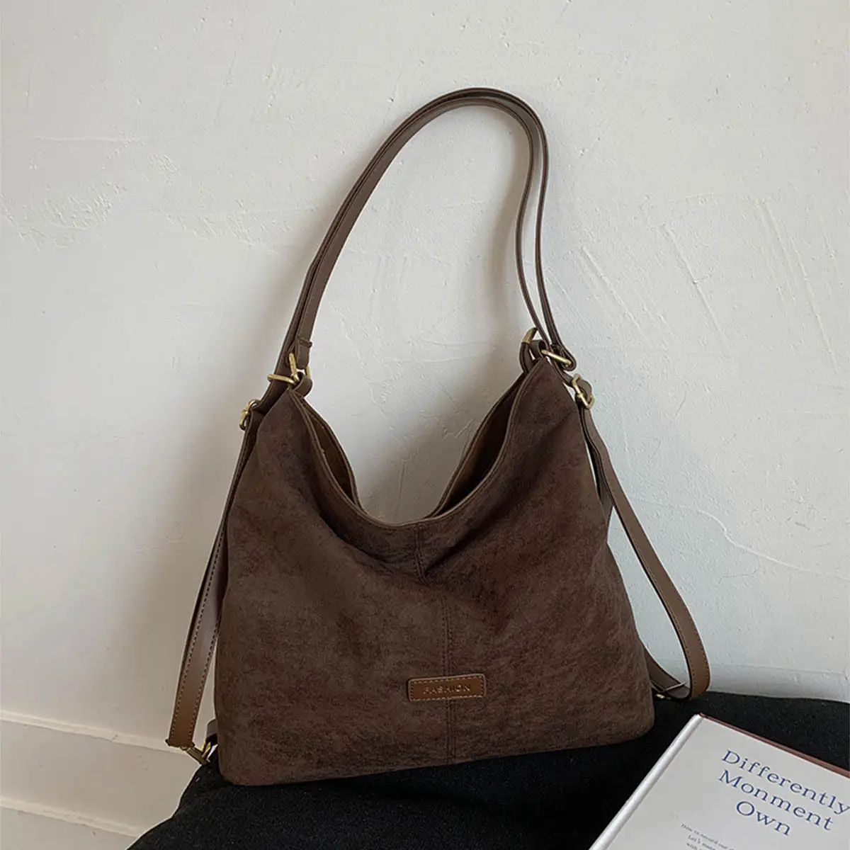 Black Crossbody Bag for Women Large Capacity Casual Versatile — feature 14