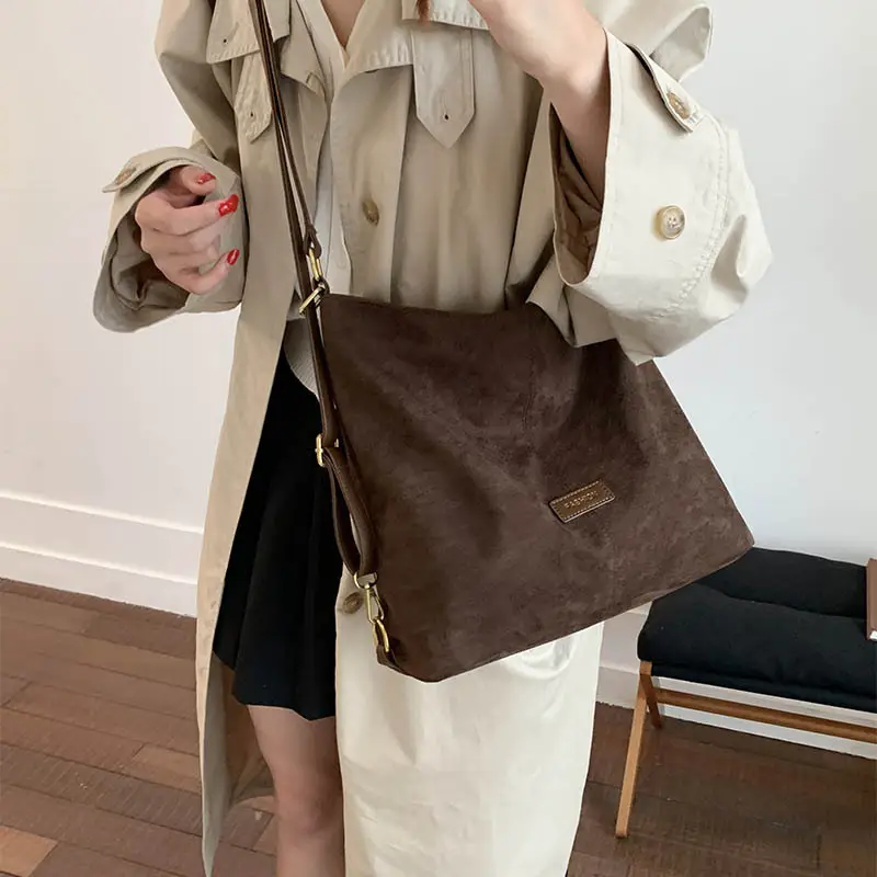 Black Crossbody Bag for Women Large Capacity Casual Versatile — feature 18