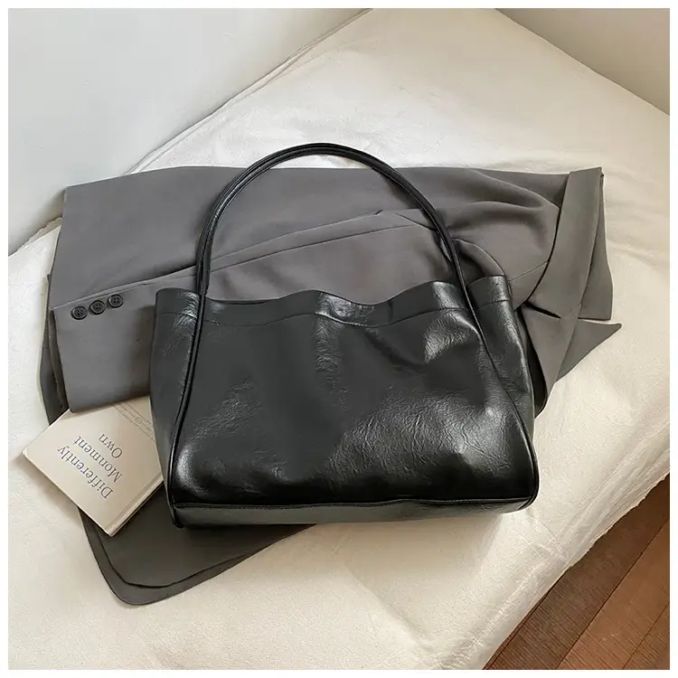 Women's Large Capacity Soft Leather Shoulder Bag with Clear Handle - Image 7