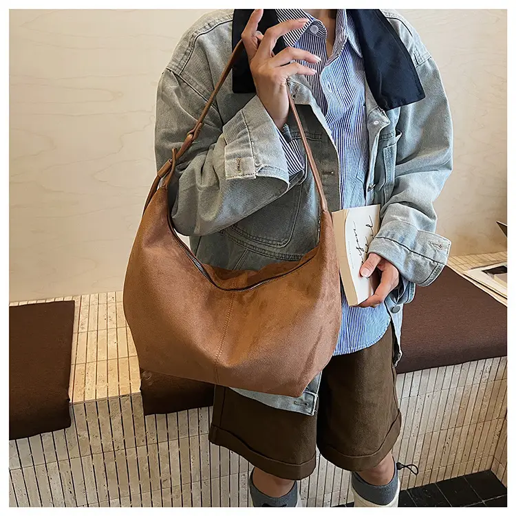Retro Frosted Women's Large Shoulder Bag Brown — feature 12