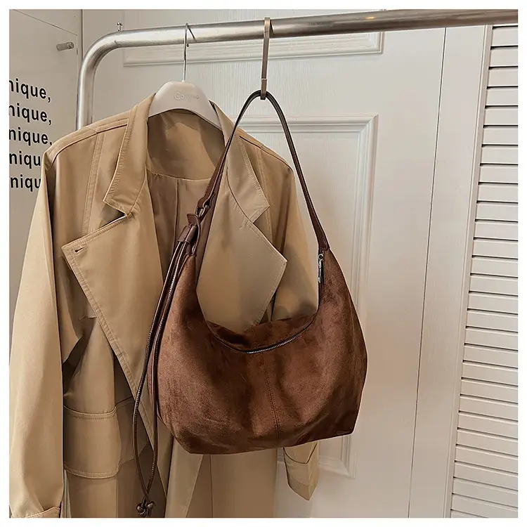 Retro Frosted Women's Large Shoulder Bag Brown — feature 34