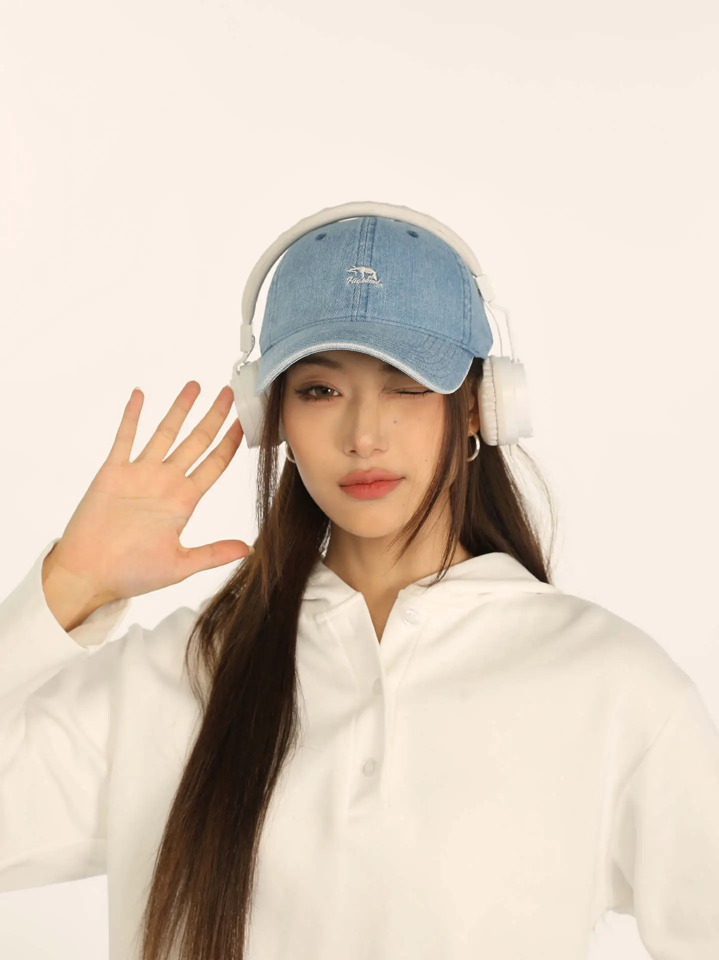 Women Bear Denim Cap 2026 Wide Brim Couple Style — feature 14