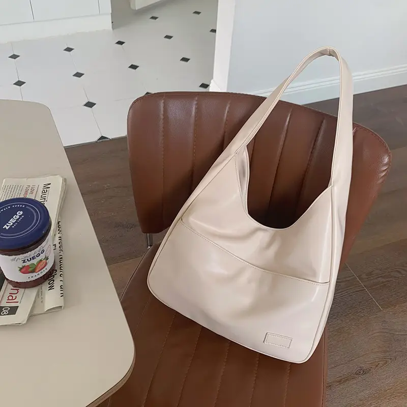 Black PU Leather Tote Bag for Women Commuting — feature 2