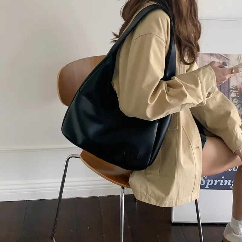 Black PU Leather Tote Bag for Women Commuting — feature 20