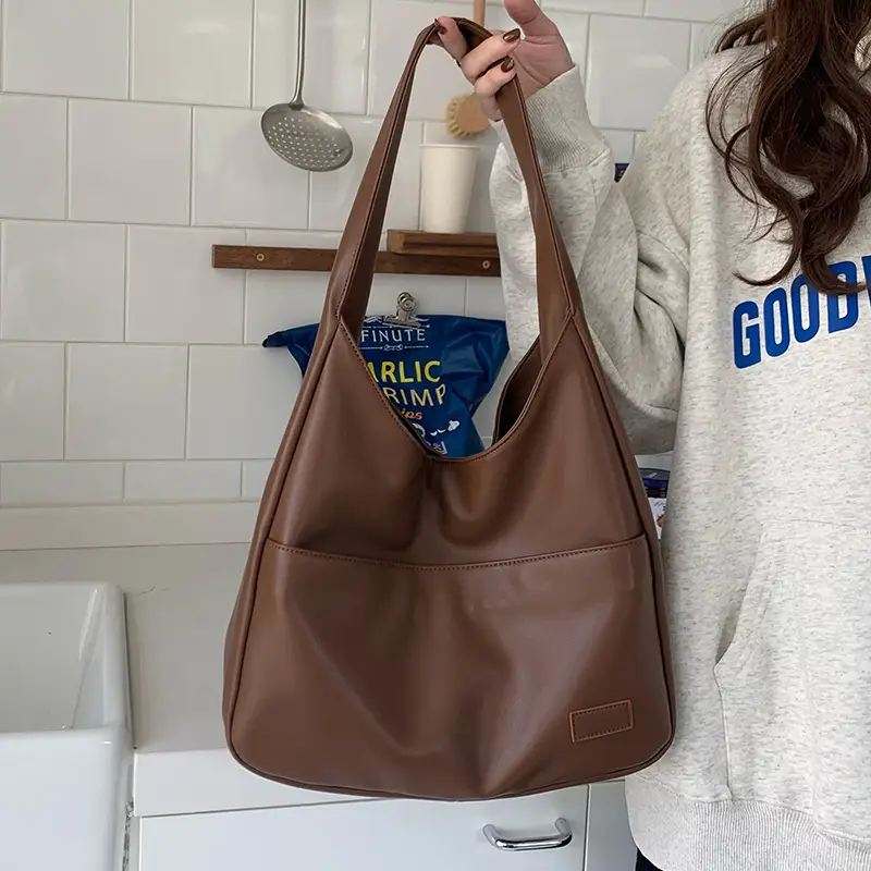 Black PU Leather Tote Bag for Women Commuting — feature 9