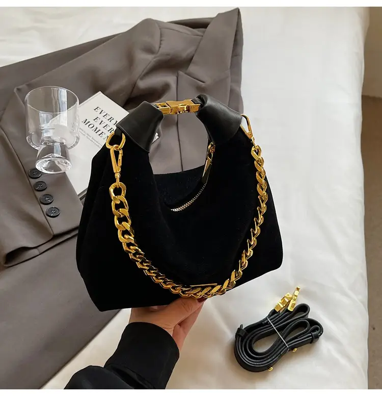 Women's Retro Chain Shoulder Bag Brown Leather — feature 19