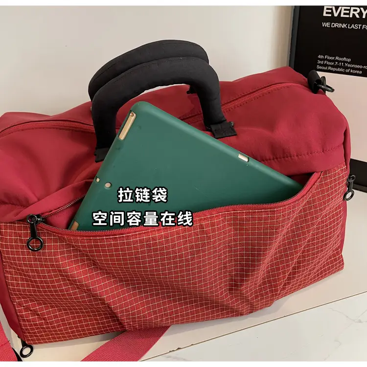 Cross-Border Travel Bag Large Capacity Waterproof Multi-Use — feature 13