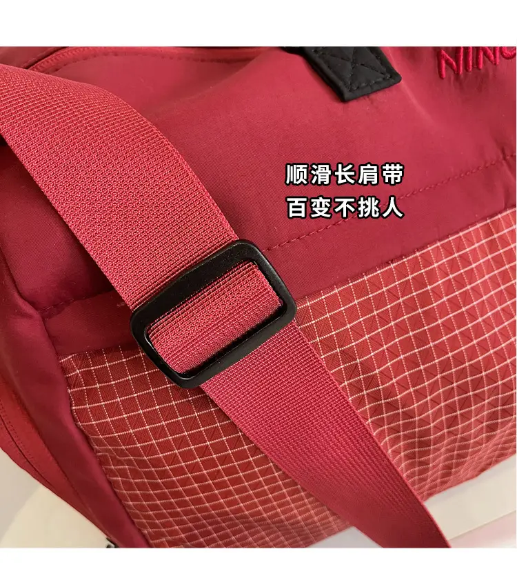 Cross-Border Travel Bag Large Capacity Waterproof Multi-Use — feature 17