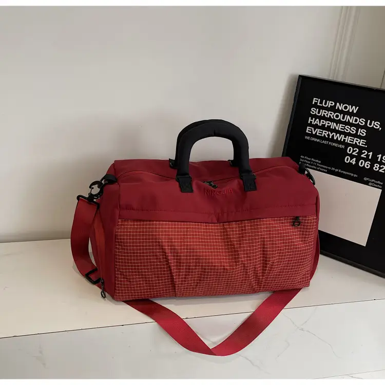 Cross-Border Travel Bag Large Capacity Waterproof Multi-Use — feature 32