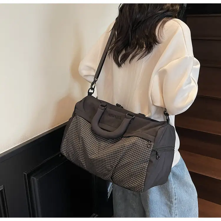 Cross-Border Travel Bag Large Capacity Waterproof Multi-Use — feature 8
