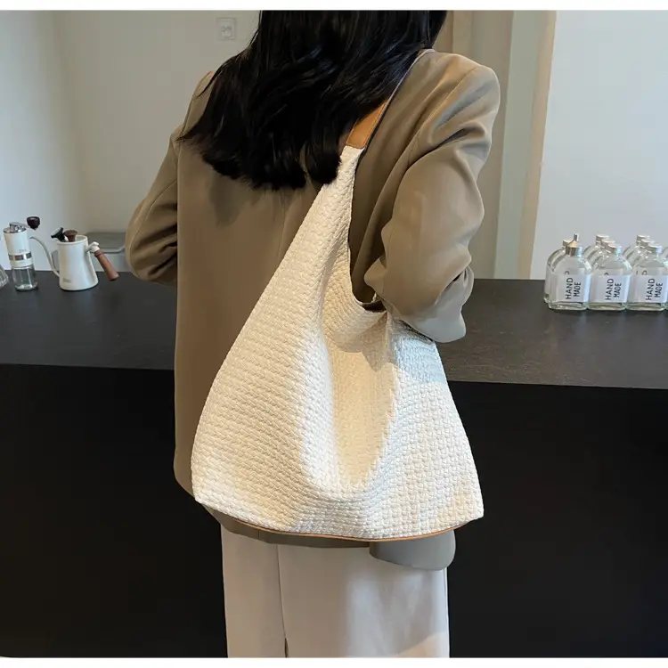 Korean Style Woven Armpit Bag for Women Brown — feature 25