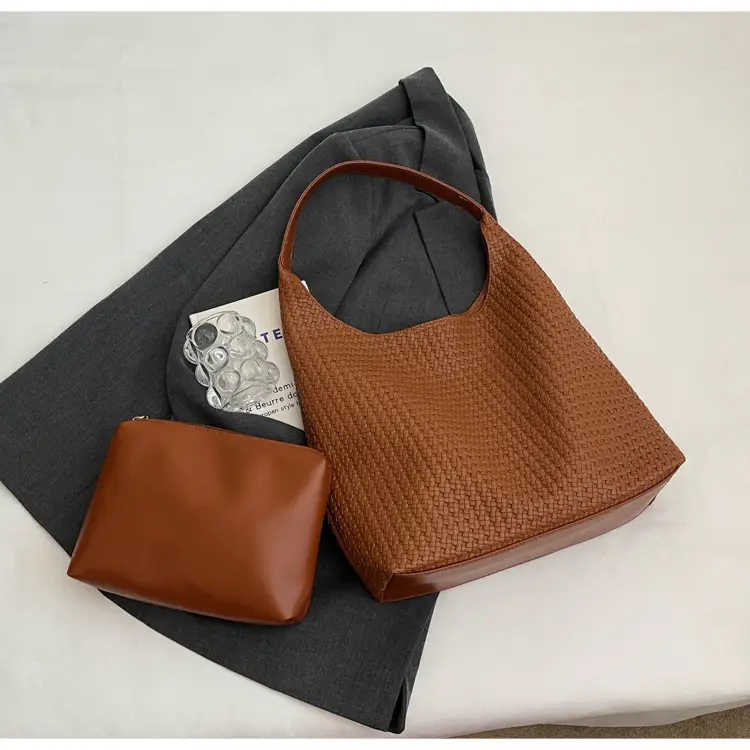 Korean Style Woven Armpit Bag for Women Brown — feature 40