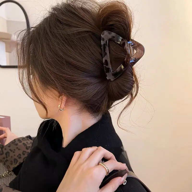 Triangle Clip for Hair Back of Head Medium Leopard Print - Image 6
