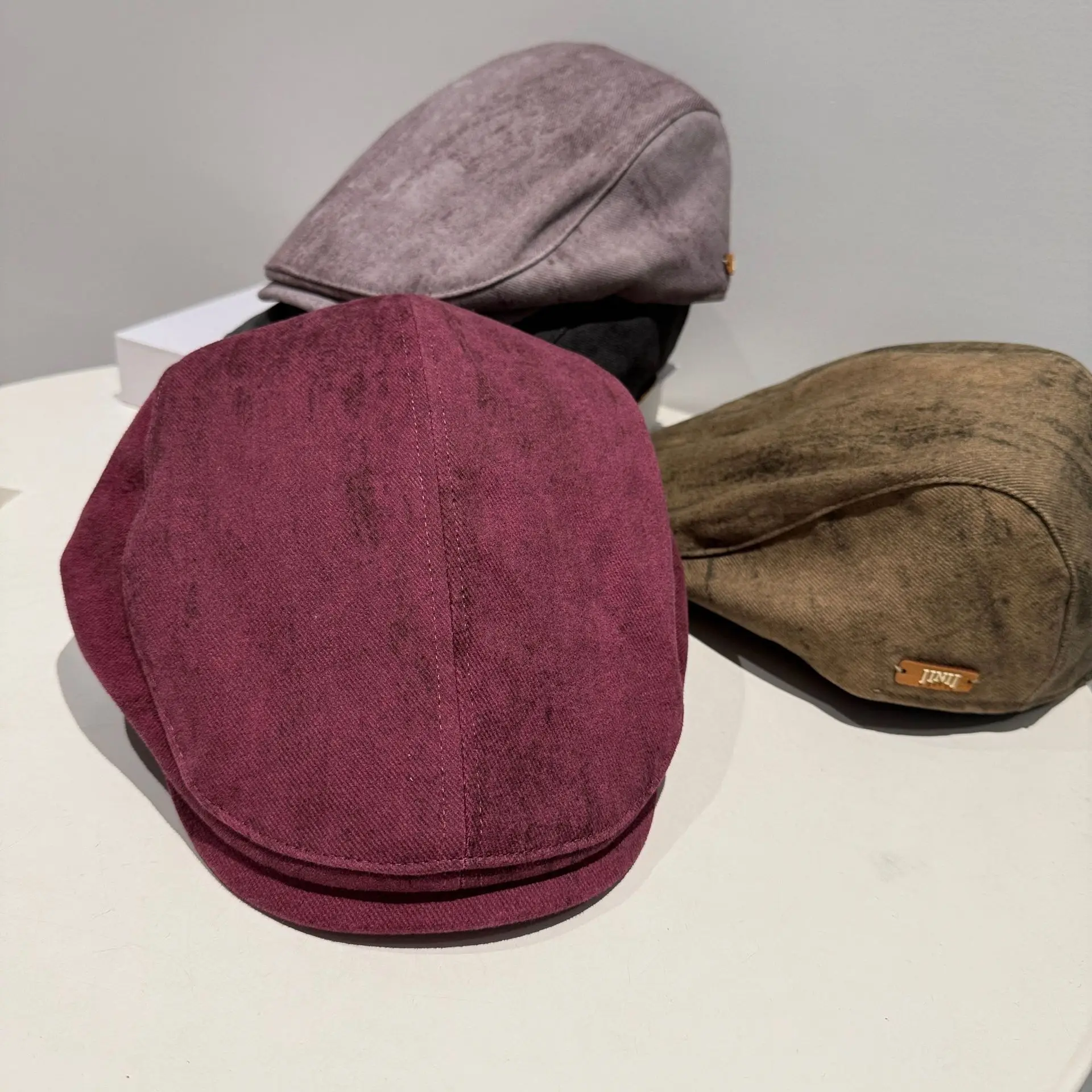 British Style Retro Newsboy Cap for Men Gray — feature 3
