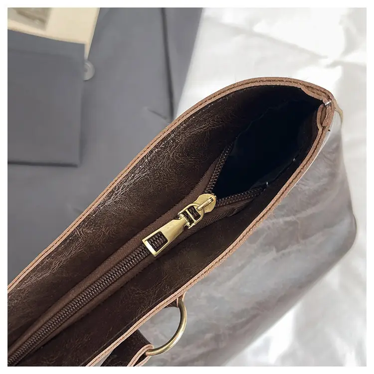 Brown Leather Tote Bag for Women Large Capacity Casual Shoulder Bag — feature 12