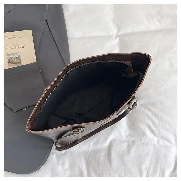 Brown Leather Tote Bag for Women Large Capacity Casual Shoulder Bag — feature 13