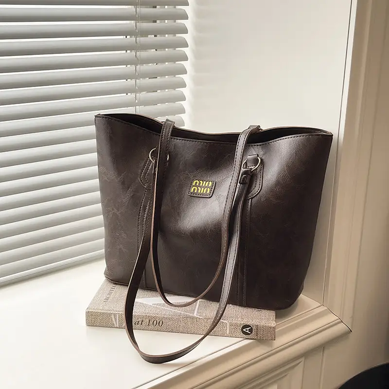 Brown Leather Tote Bag for Women Large Capacity Casual Shoulder Bag — feature 14