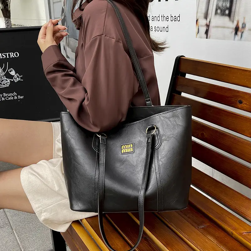 Brown Leather Tote Bag for Women Large Capacity Casual Shoulder Bag — feature 28