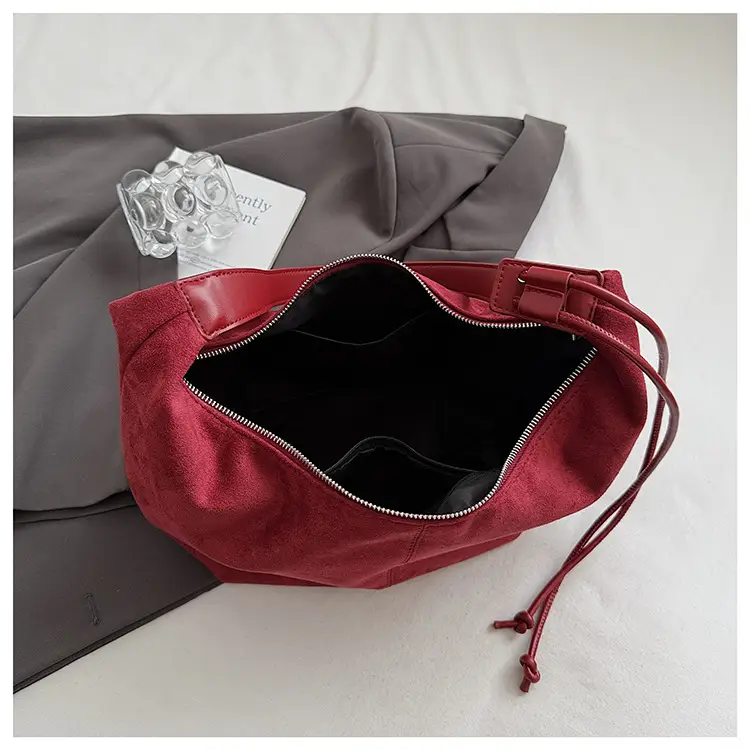 Suede Crossbody Bag Women Large Capacity Retro Frosted — feature 7