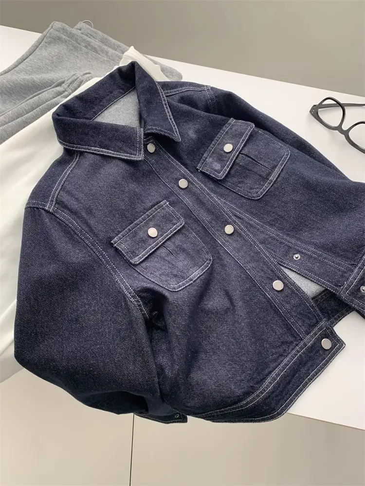 Dark Blue Contrast Stitched Lapel Denim Jacket for Women — feature 4