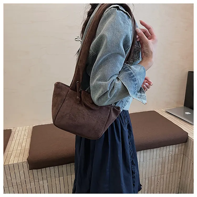 Brown Pleated Women's Shoulder Bag 2026 New Style — feature 23