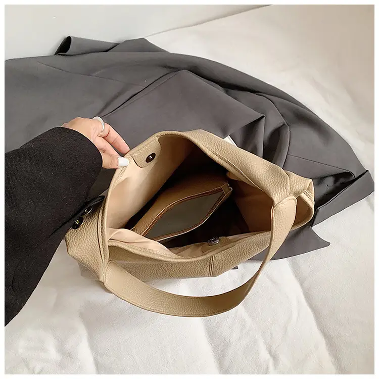 Korean Style Cream Tote Bag Large Capacity Leather — feature 10