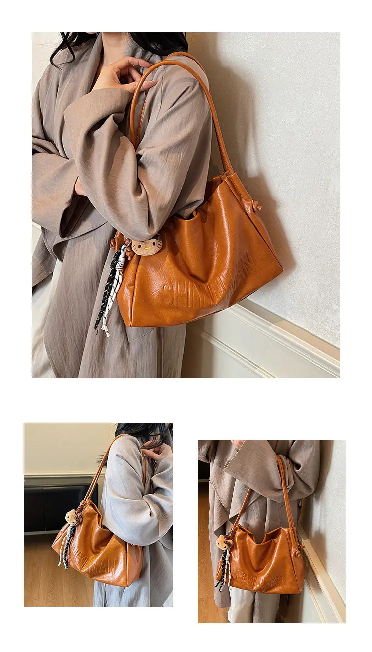 Black Leather Shoulder Bag for Women 2025 — feature 10