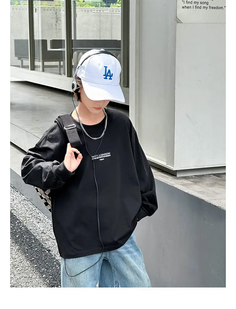 Panda Yuan Yuan 2025 Boys Black Loose Fit T-Shirt — feature 33