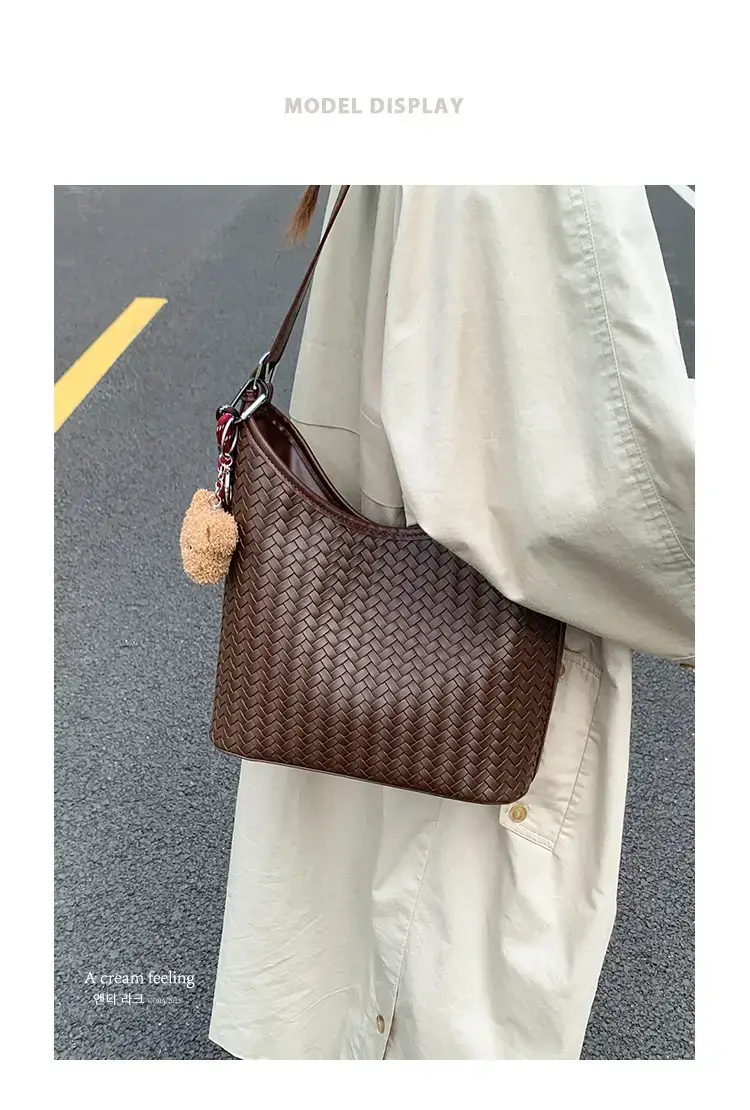 Women Woven Bucket Bag Large Capacity Satchel Shoulder Bag — feature 3