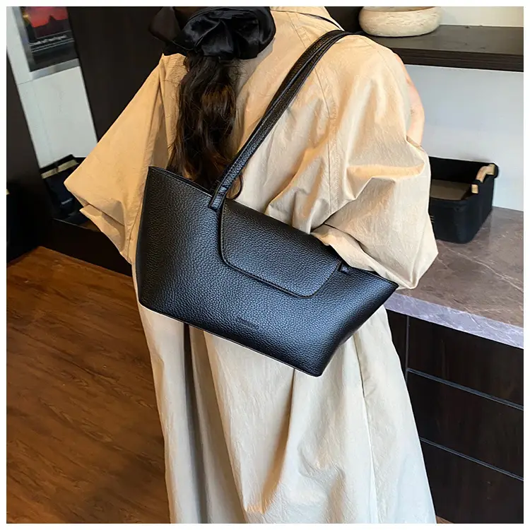 Stylish Women's Shoulder Tote Bag Brown 2025 — feature 10