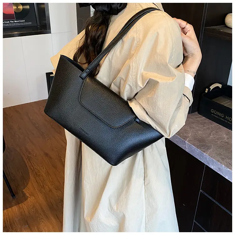Stylish Women's Shoulder Tote Bag Brown 2025 — feature 9