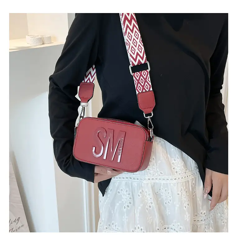 2025 Women Letter Square Camera Bag with Wide Strap — feature 13