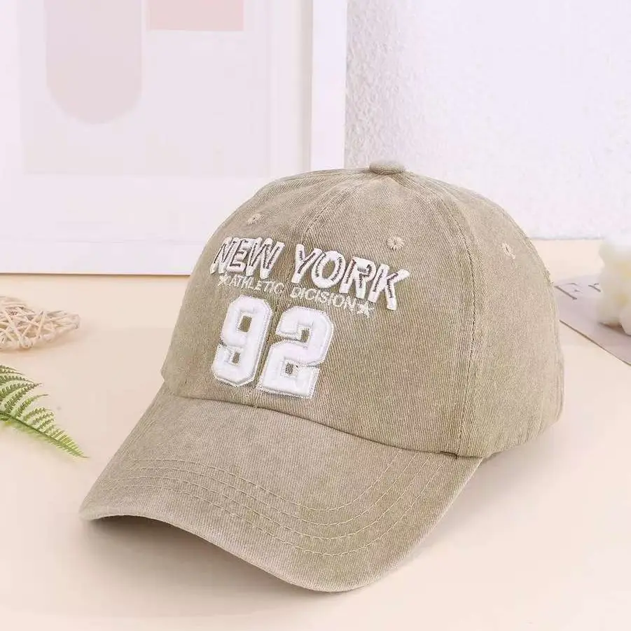 American Retro Embroidered 92 Letter Baseball Cap - Image 9