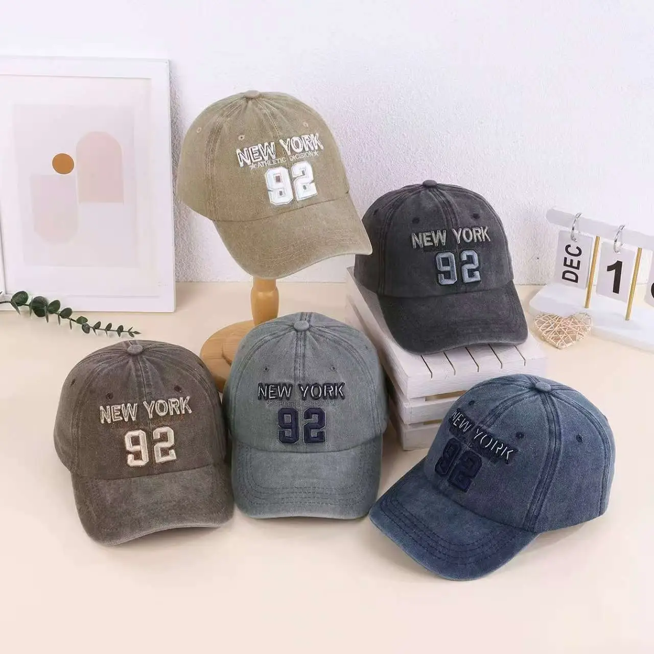 American Retro Embroidered 92 Letter Baseball Cap — feature 2