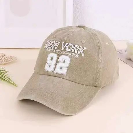American Retro Embroidered 92 Letter Baseball Cap - Image 3