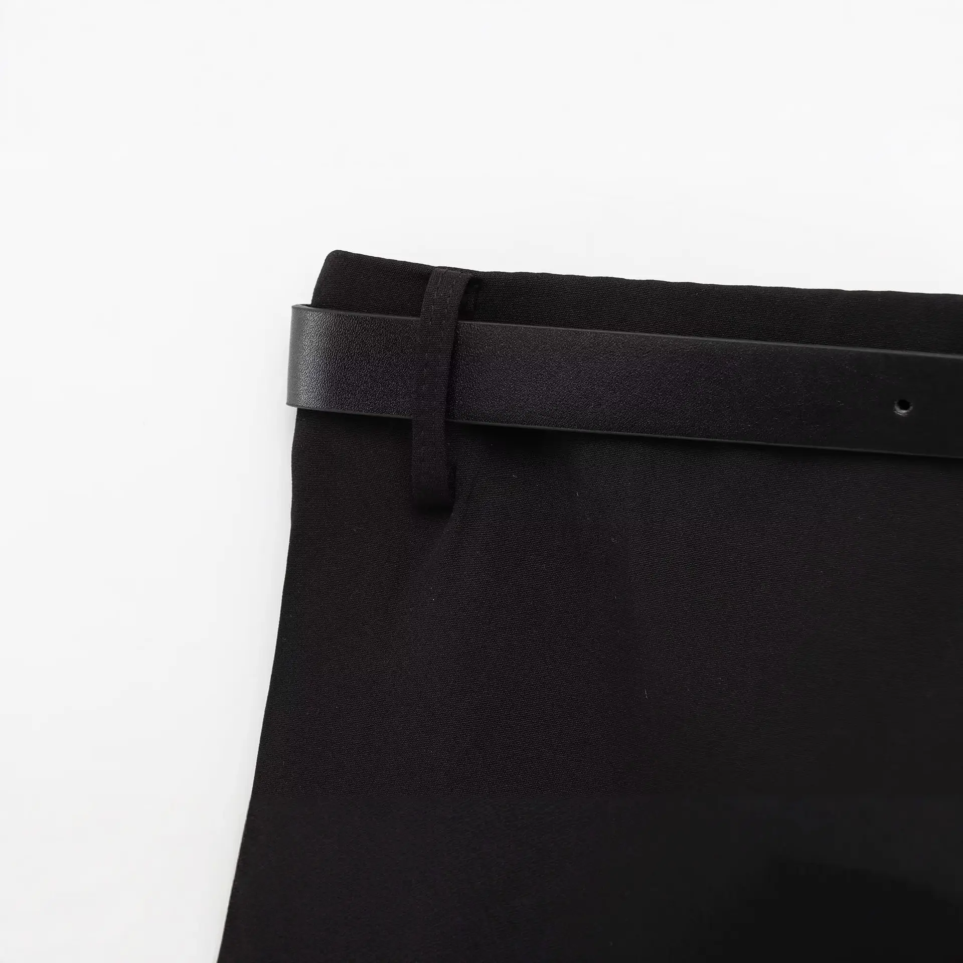 Black Double-Breasted Culottes Belt with Gold Buckle - Image 4
