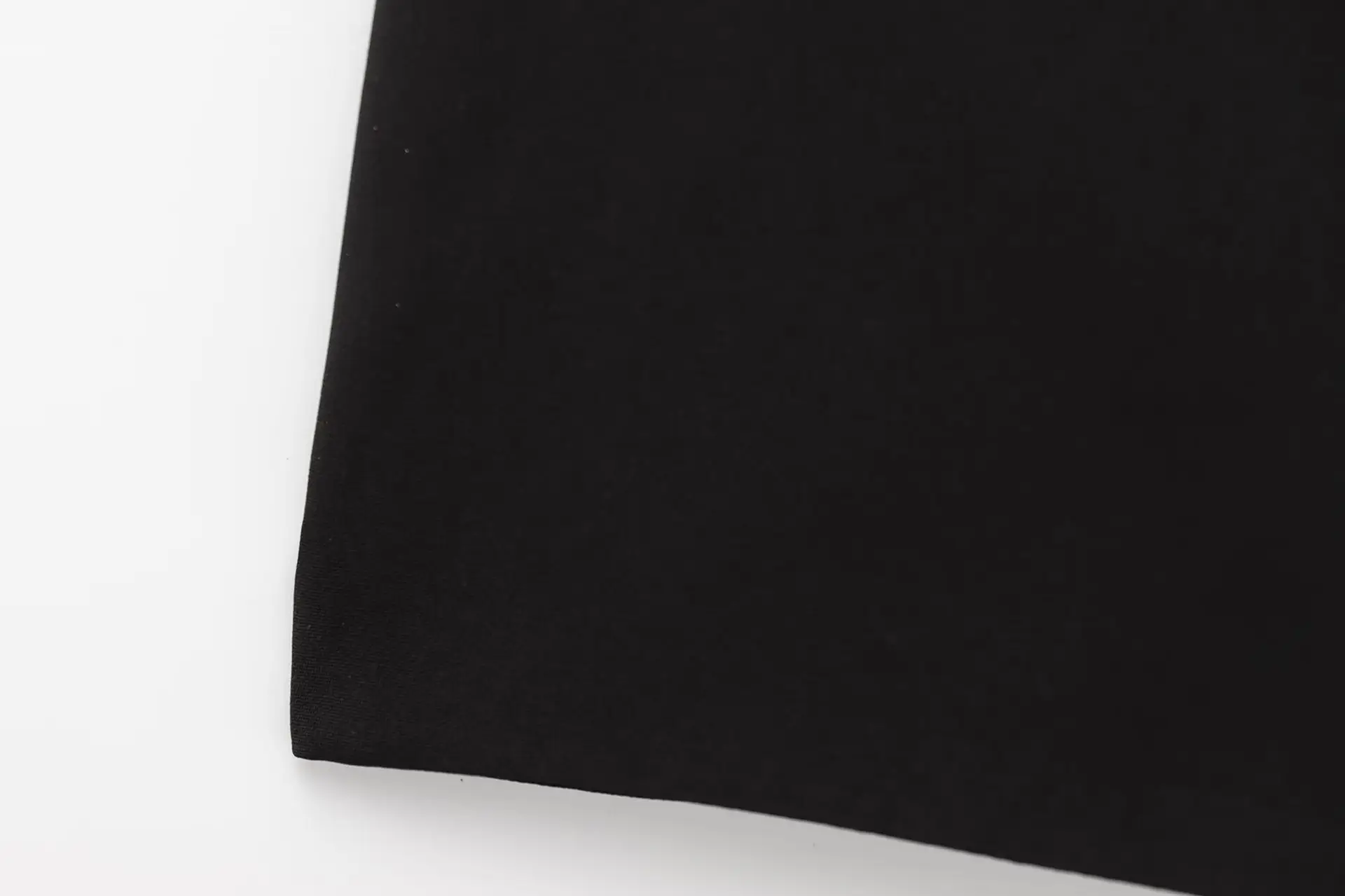 Black Double-Breasted Culottes Belt with Gold Buckle — feature 11