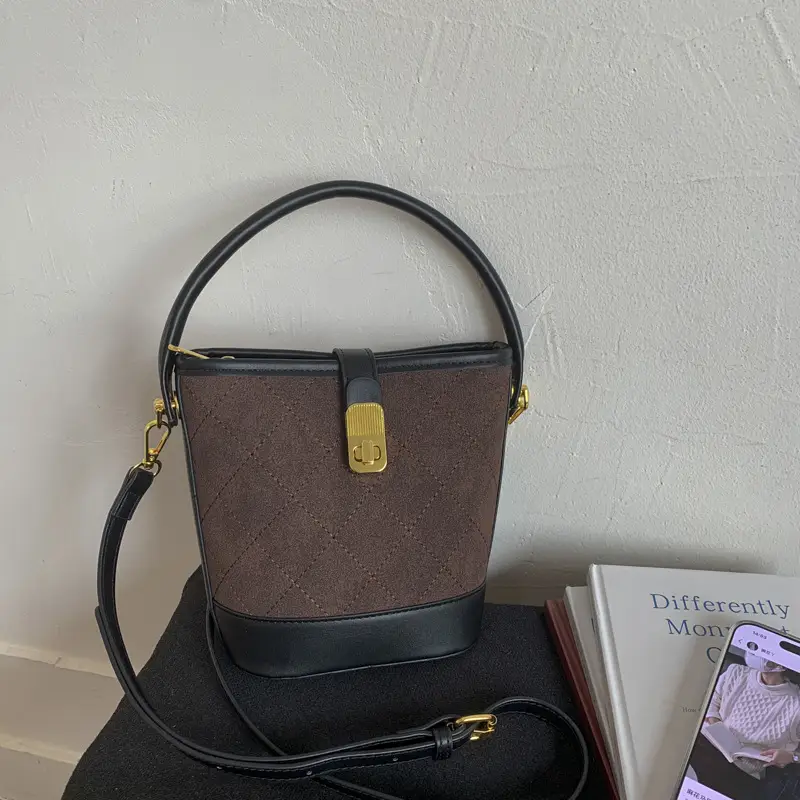 Trendy 2-Piece Quilted Shoulder Bags for Women