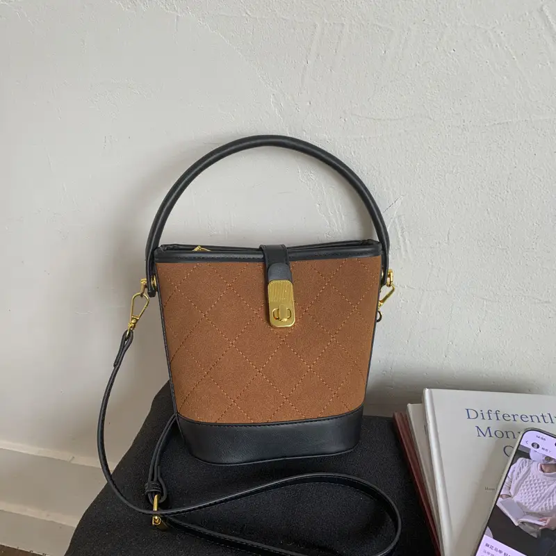 Trendy 2-Piece Quilted Shoulder Bags for Women