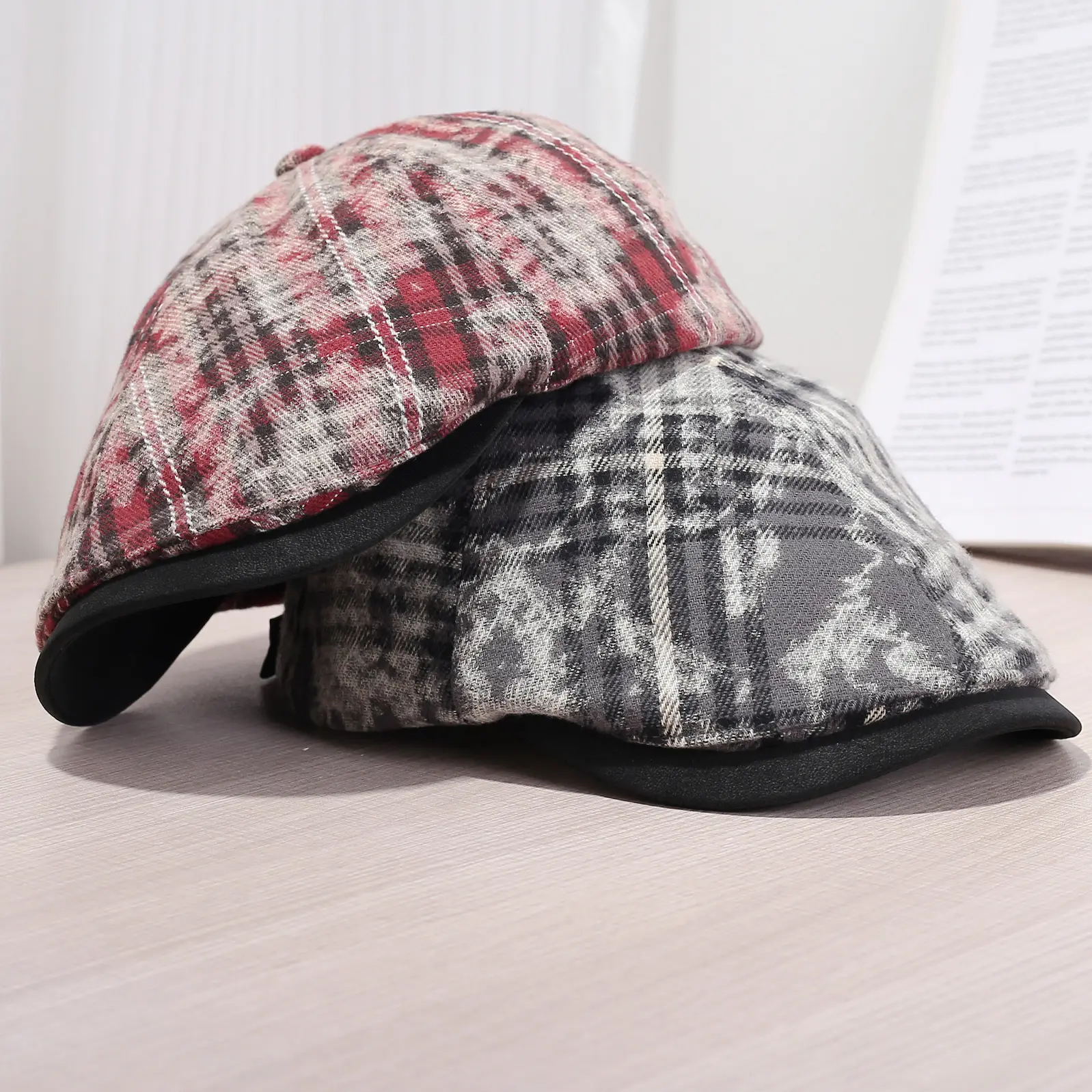 Women Retro Plaid Duckbill Cap Spring Autumn - Image 6