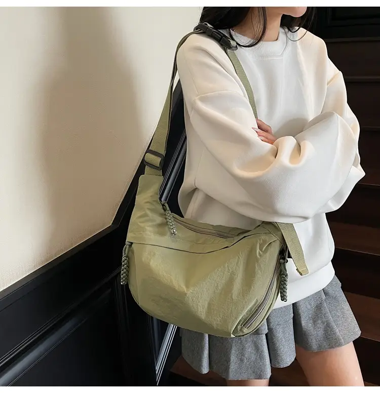 Women's Black Large Crossbody Bag 2025 — feature 20