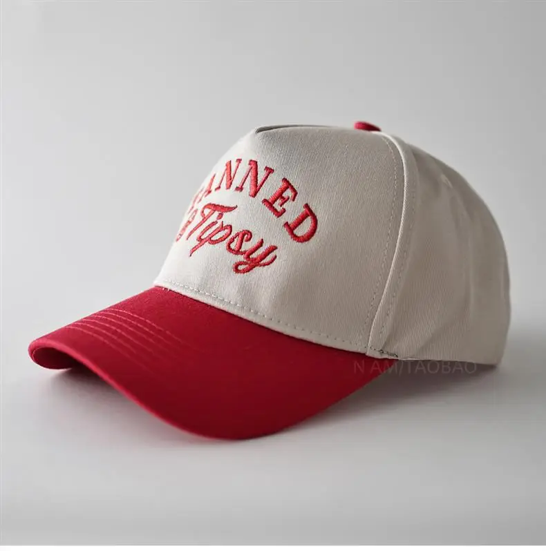 Tanned Tipy Women Cap Red White Green — feature 5