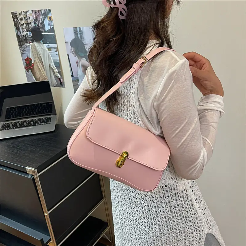 Pink Women's Lock Design Shoulder Bag 2025 - Image 7