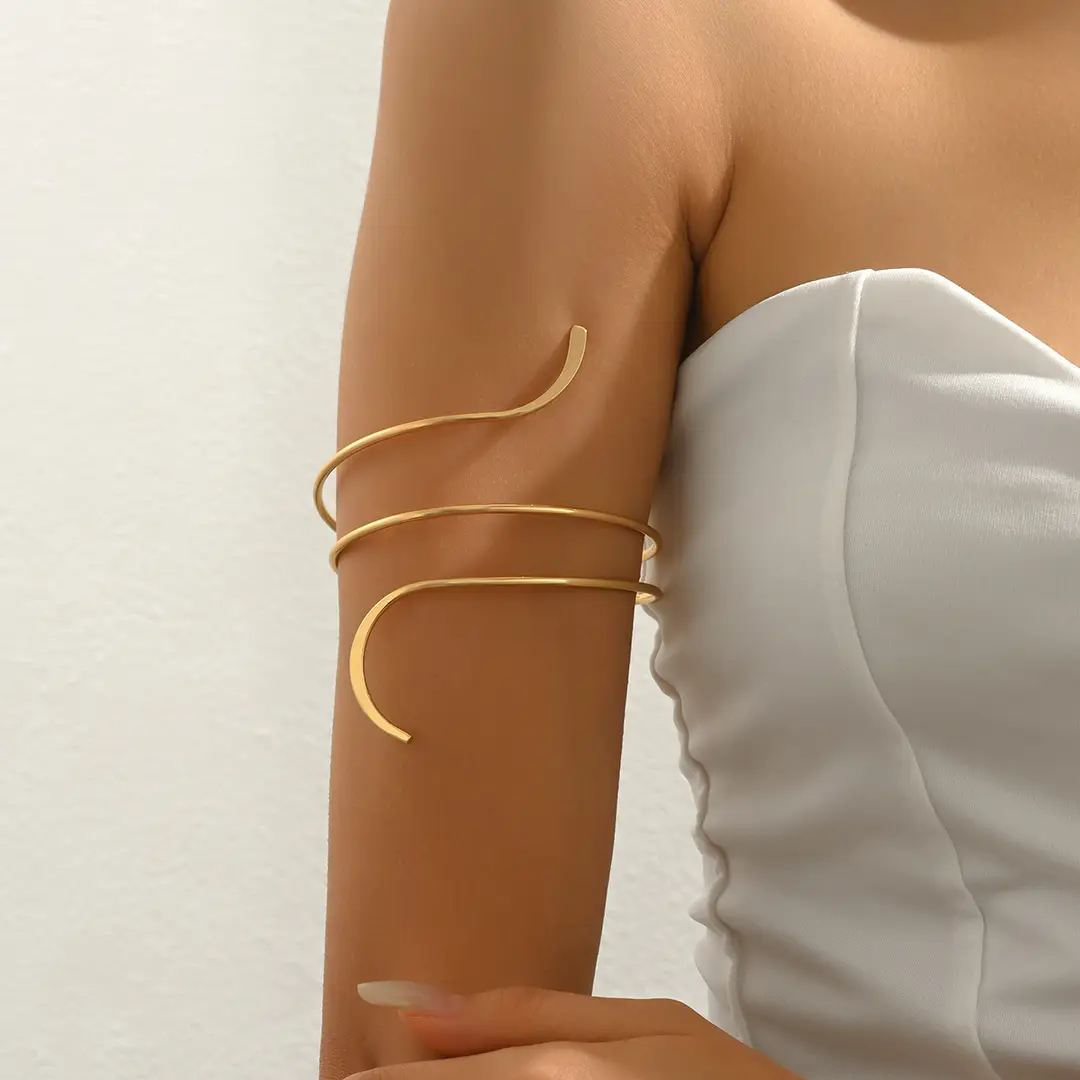 Cross-Border European and American Style Open Arm Bracelet, Fashionable and Trendy Niche Bracelet, Elegant and Sophisticated Minimalist Jewelry