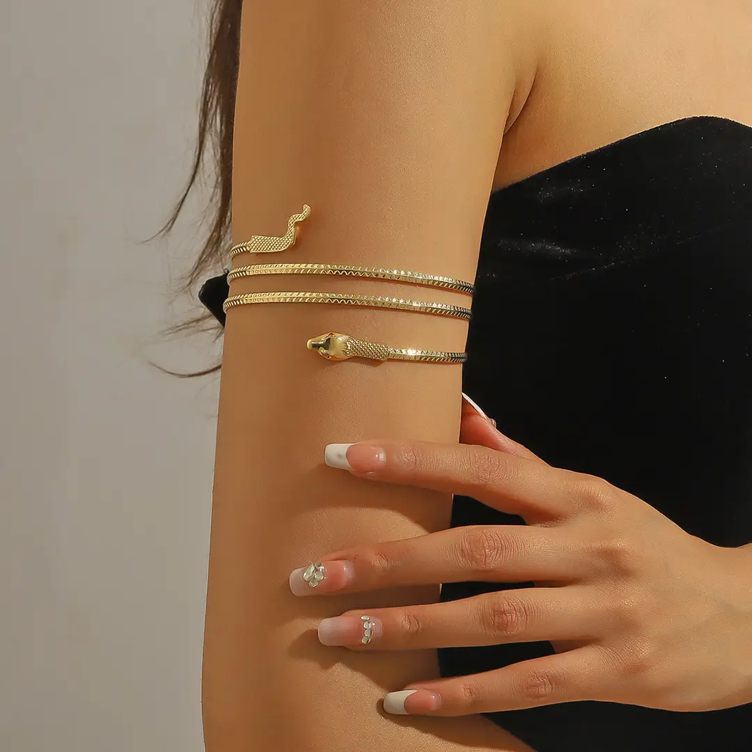 Cross-Border European and American Style Open Arm Bracelet, Fashionable and Trendy Niche Bracelet, Elegant and Sophisticated Minimalist Jewelry