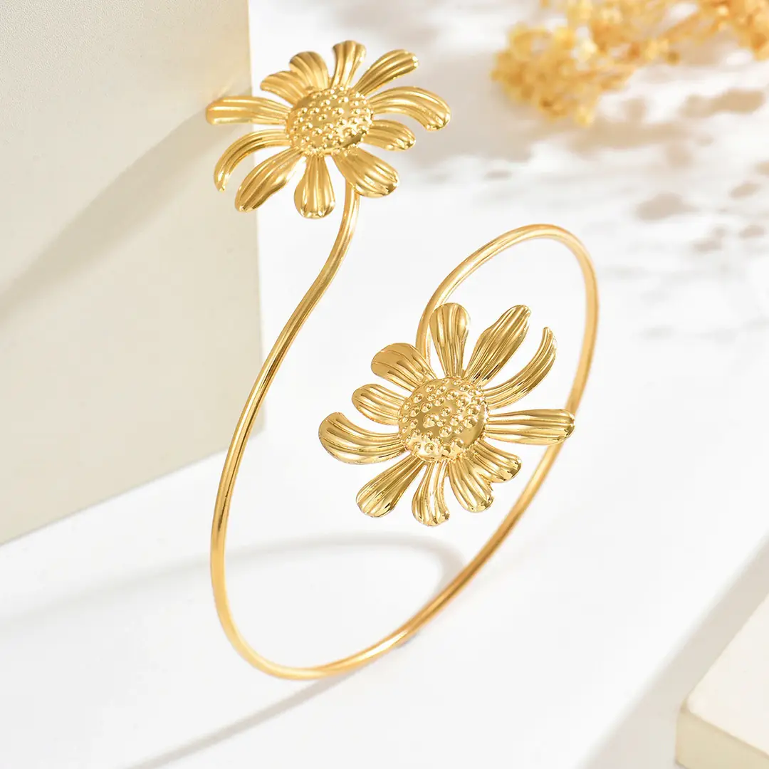 Cross-Border European and American Style Open Arm Bracelet, Fashionable and Trendy Niche Bracelet, Elegant and Sophisticated Minimalist Jewelry