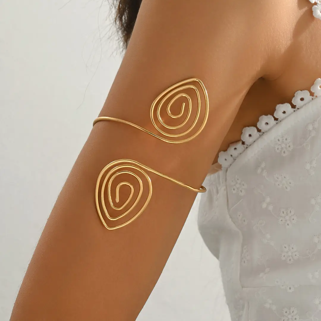 Cross-Border European and American Style Open Arm Bracelet, Fashionable and Trendy Niche Bracelet, Elegant and Sophisticated Minimalist Jewelry