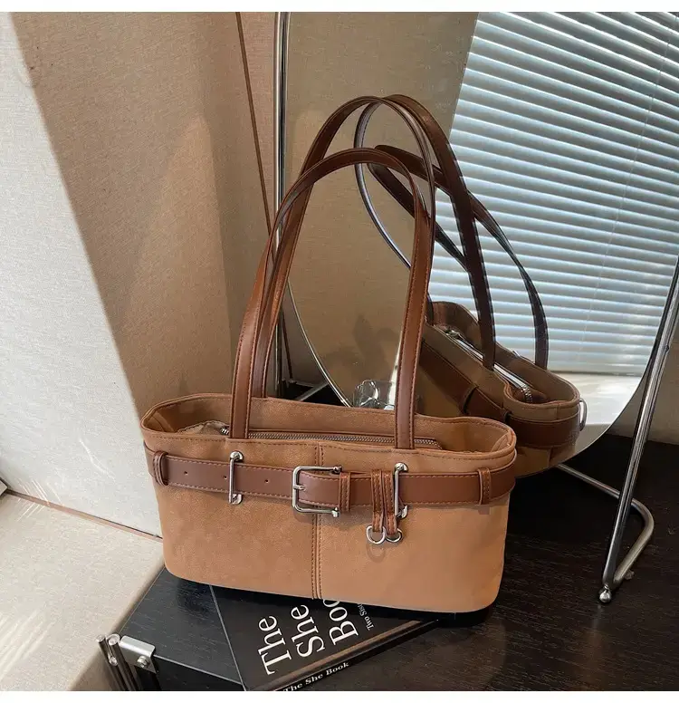 Black Crossbody Bag Women 2025 Trendy Leather Shoulder Bag — feature 10