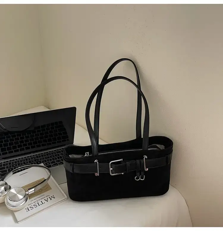 Black Crossbody Bag Women 2025 Trendy Leather Shoulder Bag — feature 15