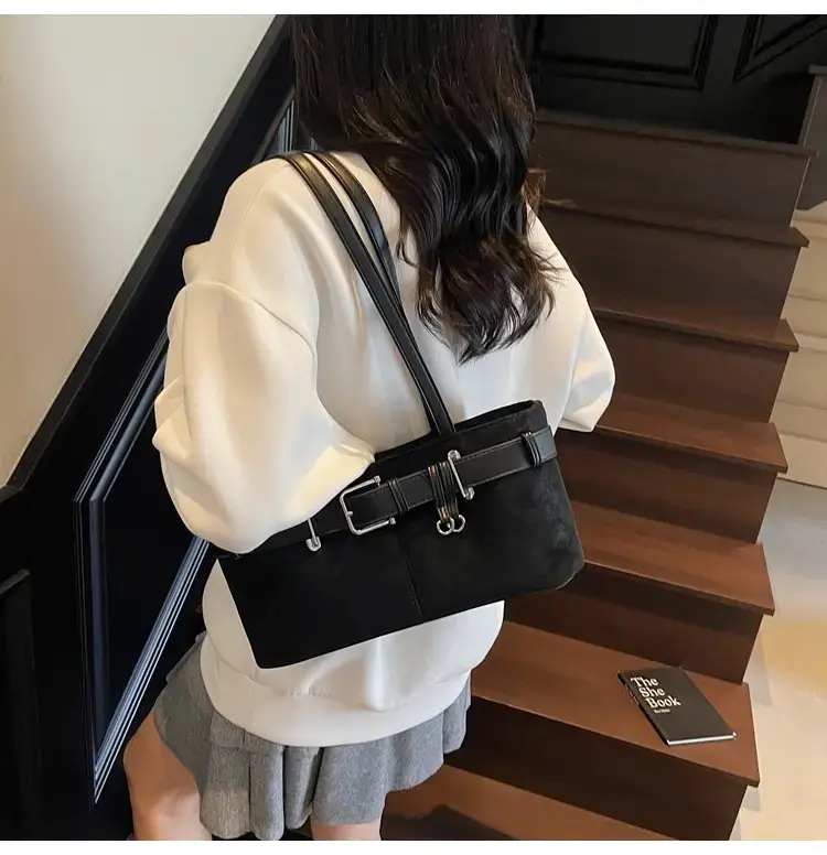 Black Crossbody Bag Women 2025 Trendy Leather Shoulder Bag — feature 23